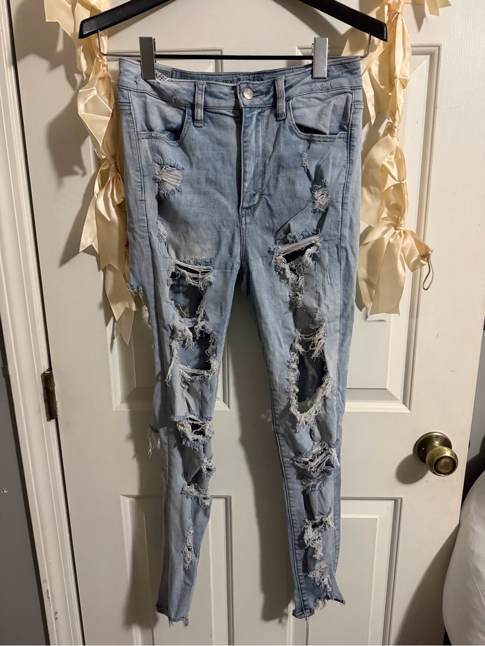 American Eagle Outfitters Light Blue Distressed Straight Leg Jeans